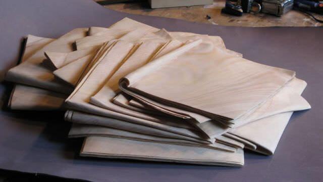 its_amazing_what_this_guy_can_create_from_a_block_of_wood_640_06