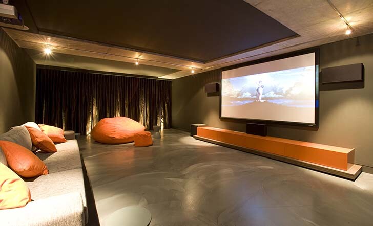 4_-_Amazing_Home_Cinemas_for_Your_Home