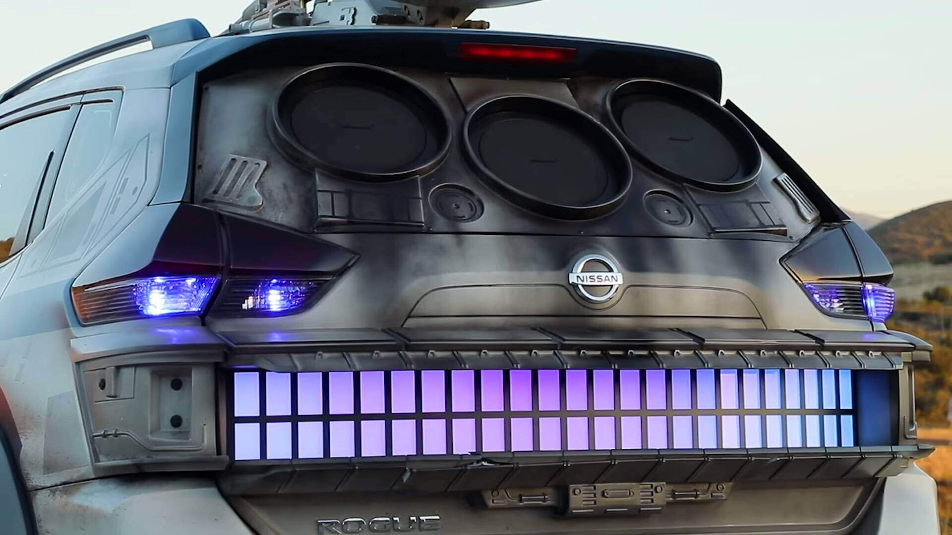 Nissan Rogue Star Wars Themed Show Vehicle screenshot 5