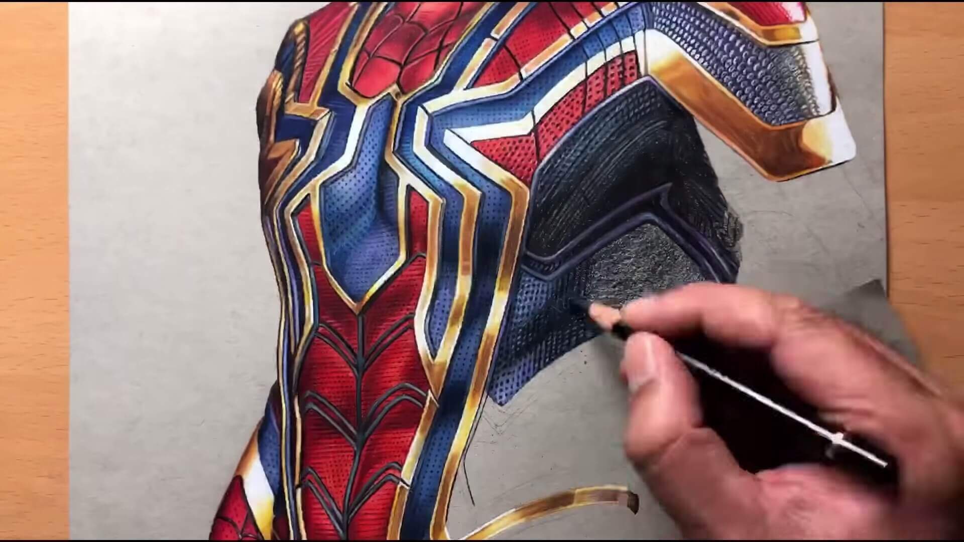 色鉛筆でリアルすぎるスパイダーマンが描かれる Art By Artology