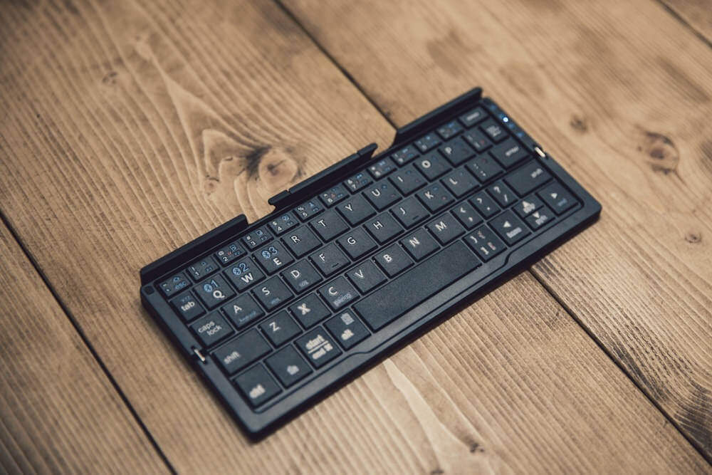 Icleverbluetoothkeyboard 243A3791