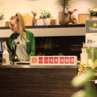 フォロワー数がフリップして動く店頭POP、Smiirlの仕掛け - キセノン